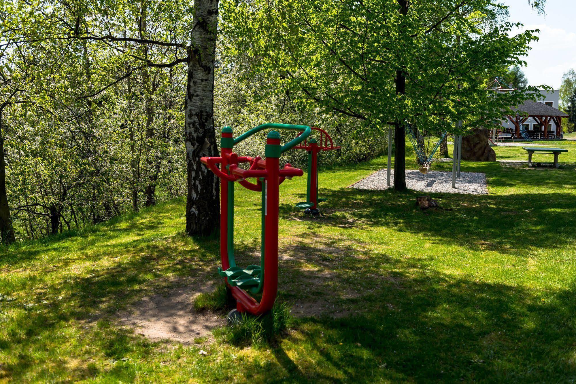 Camp Vary - Vitkova Hora - Veitsberg Karlovy Vary Ngoại thất bức ảnh