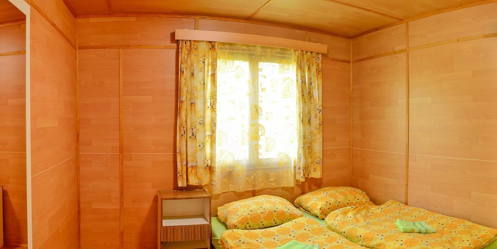 Camp Vary - Vitkova Hora - Veitsberg Karlovy Vary Phòng bức ảnh